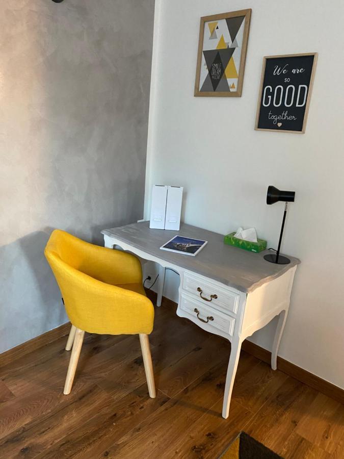 Appartement Cosy Et Moderne, Proche Cite Des Papes Avignon Exterior foto